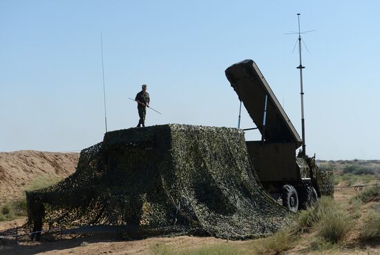 Боевые стрельбы ЗРС С-300 на полигоне Ашулук