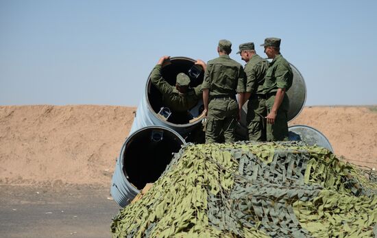 Боевые стрельбы ЗРС С-300 на полигоне Ашулук