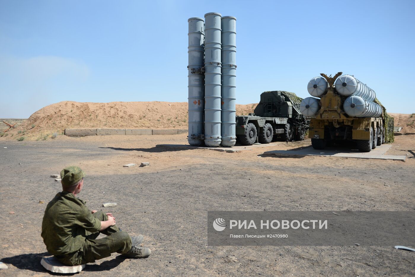 Боевые стрельбы ЗРС С-300 на полигоне Ашулук