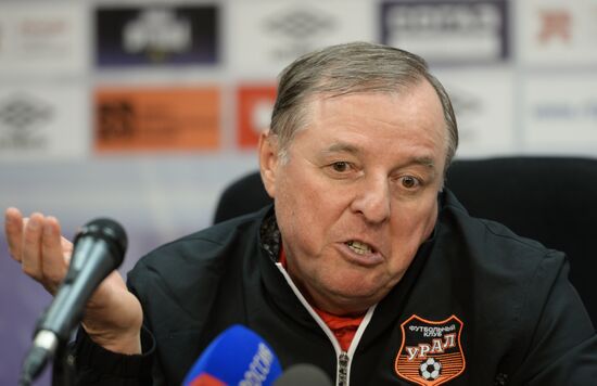 Футбол. РФПЛ. Матч "Урал" - "Мордовия"