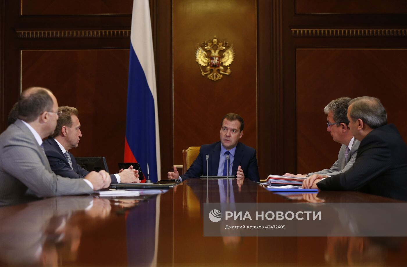 Д.Медведев провел совещание со своими заместителями