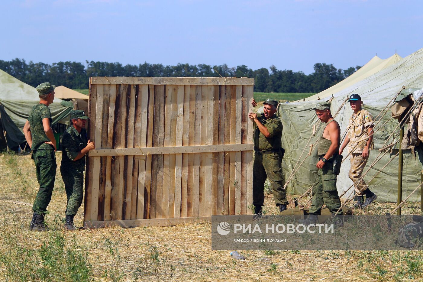 Украинские военные попросили убежища в России