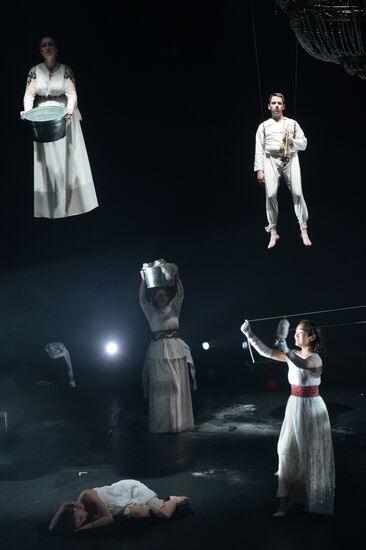 Генеральный прогон спектакля “Война”, посвященного 100-летию начала Первой мировой войны