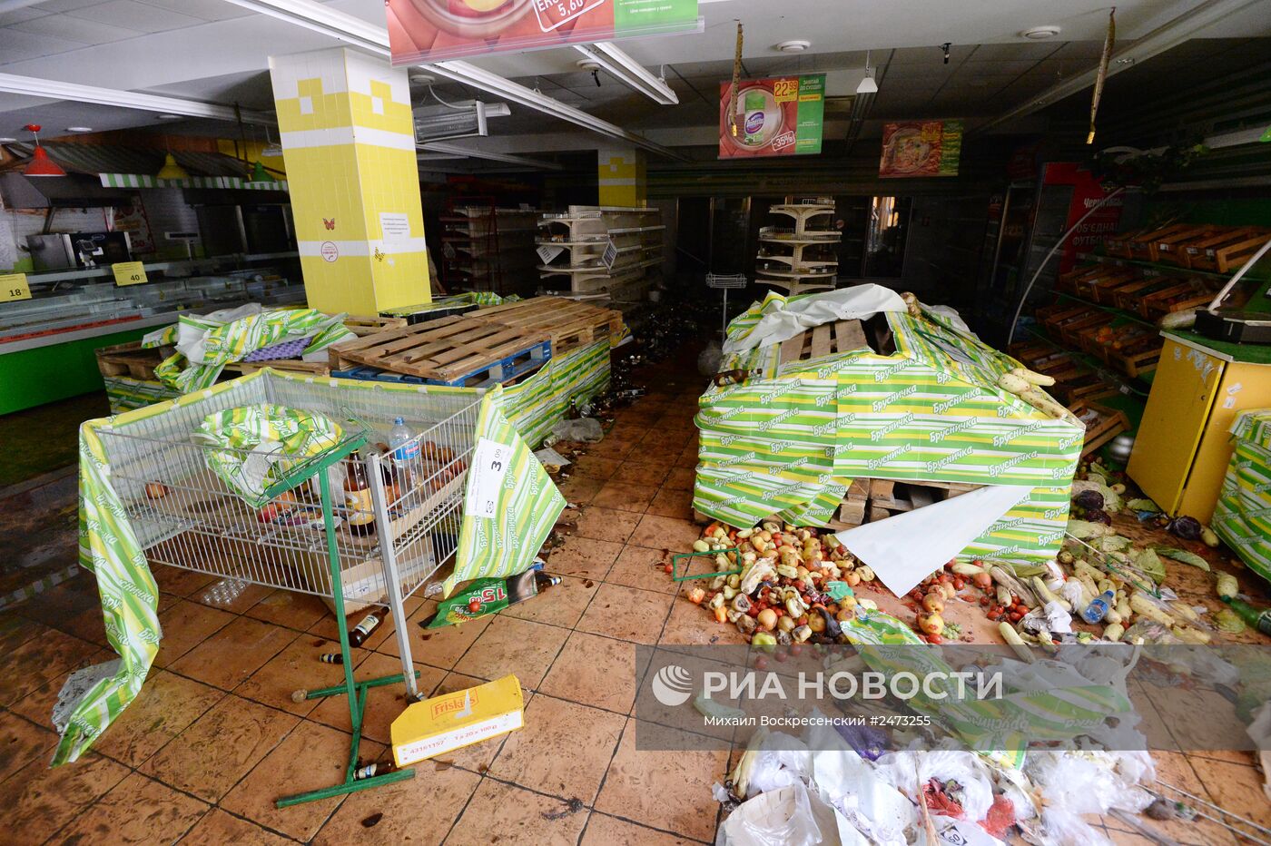 Разрушения в Шахтерске Донецкой области