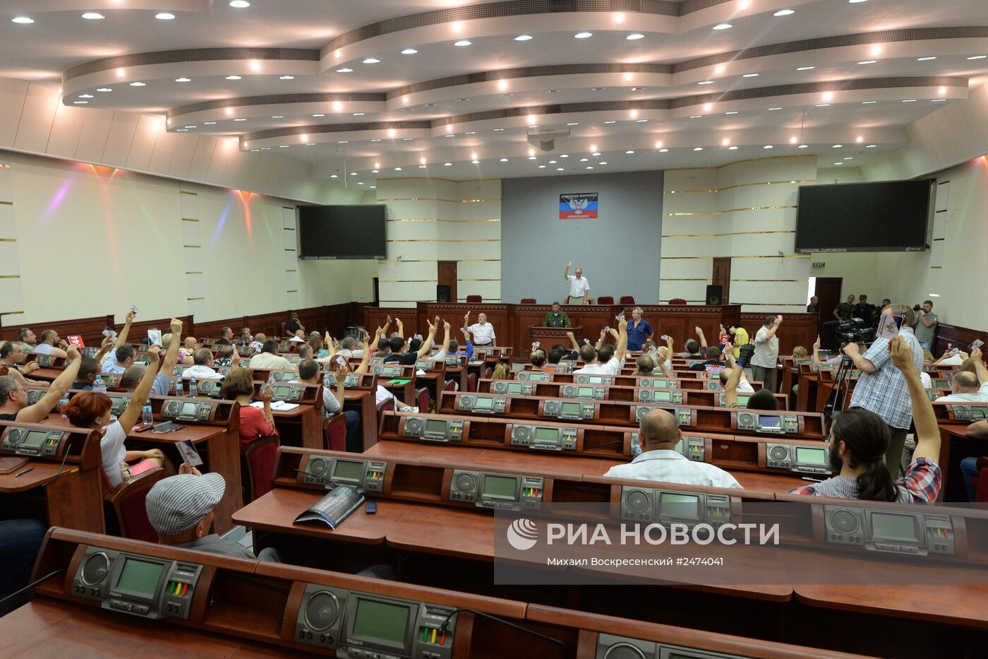 Верховный совет ДНР утвердил Александра Захарченко на пост премьер-министра республики