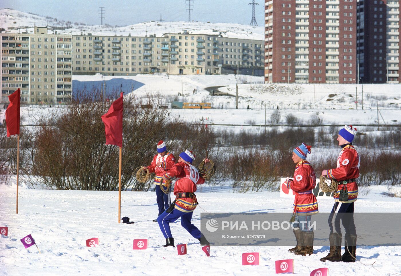 Соревнования по метанию каната