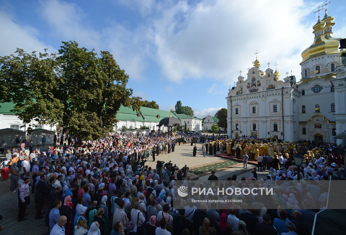 Интронизация нового предстоятеля Украинской православной церкви Московского патриархата