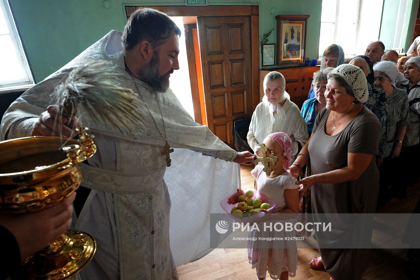 Православные христиане отмечают Яблочный Спас