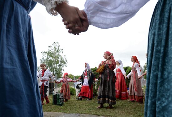 Православные христиане отмечают Яблочный Спас