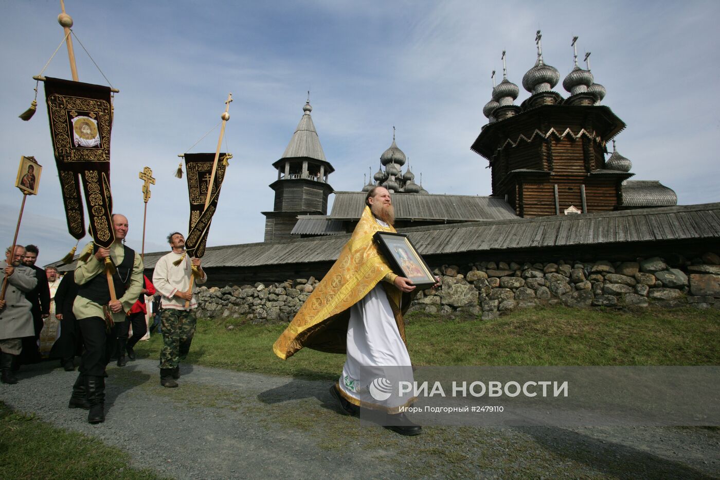 Православные христиане отмечают Яблочный Спас