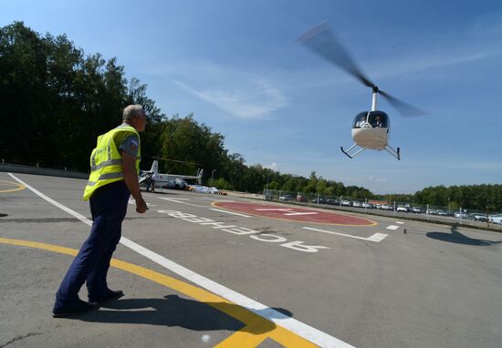 Открытие вертолетного центра "Аэросоюз-Ясенево"