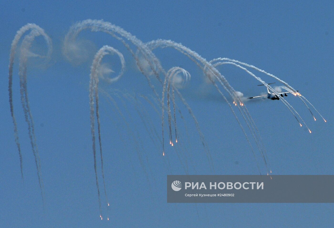 Учения КСОР ОДКБ "Взаимодействие - 2014" в Казахстане