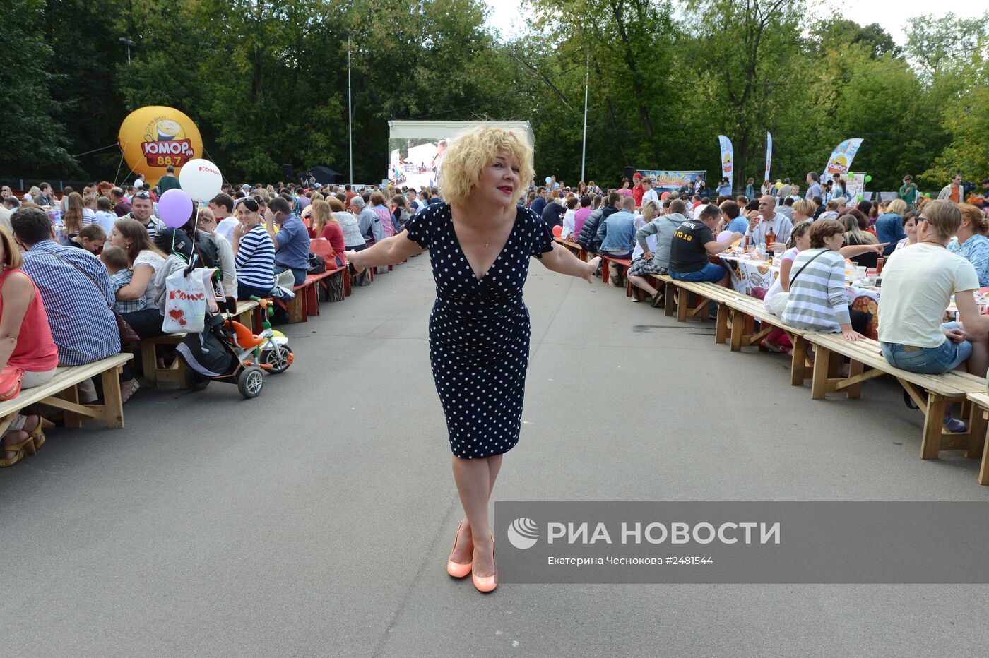 Семейная акция "Всероссийское застолье" в рамках презентации фильма "Горько! 2"