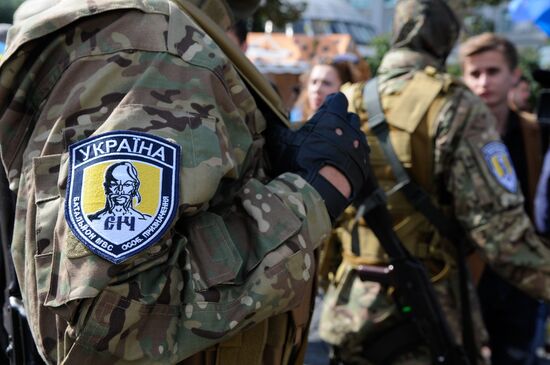 Отправление добровольческого батальона "Сич" в зону вооруженного конфликта