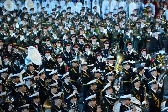 Открытие Международного военно-музыкального фестиваля "Спасская башня"