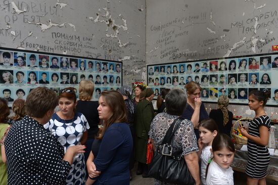 Траурные мероприятия, посвященные 10-й годовщине трагедии в Беслане