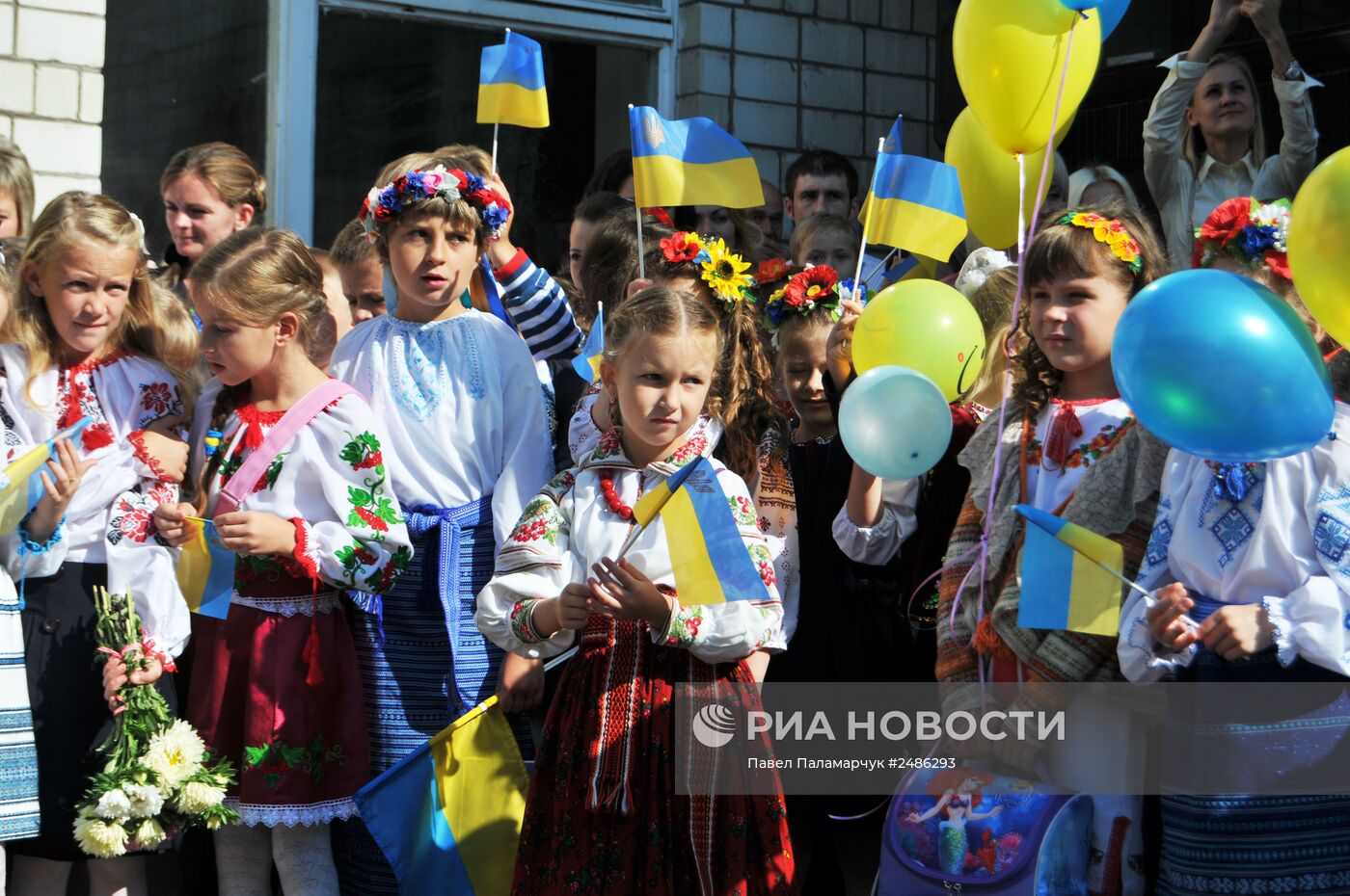 Начало учебного года в школах Украины