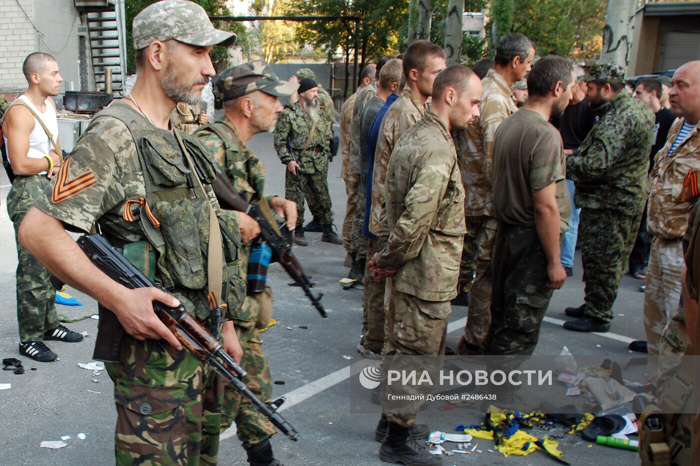 Украинские военные вывезены из окружения под Иловайском