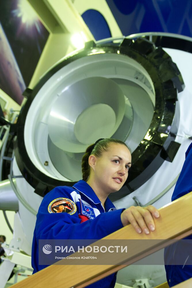 Экзамен основного и дублирующего экипажей "Союз ТМА-14М"