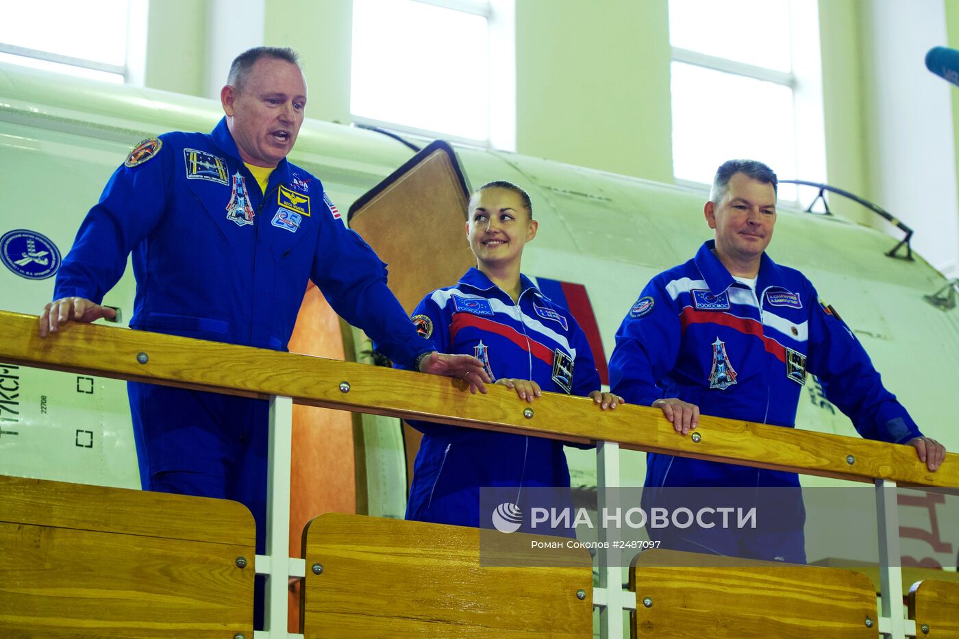 Экзамен основного и дублирующего экипажей "Союз ТМА-14М"