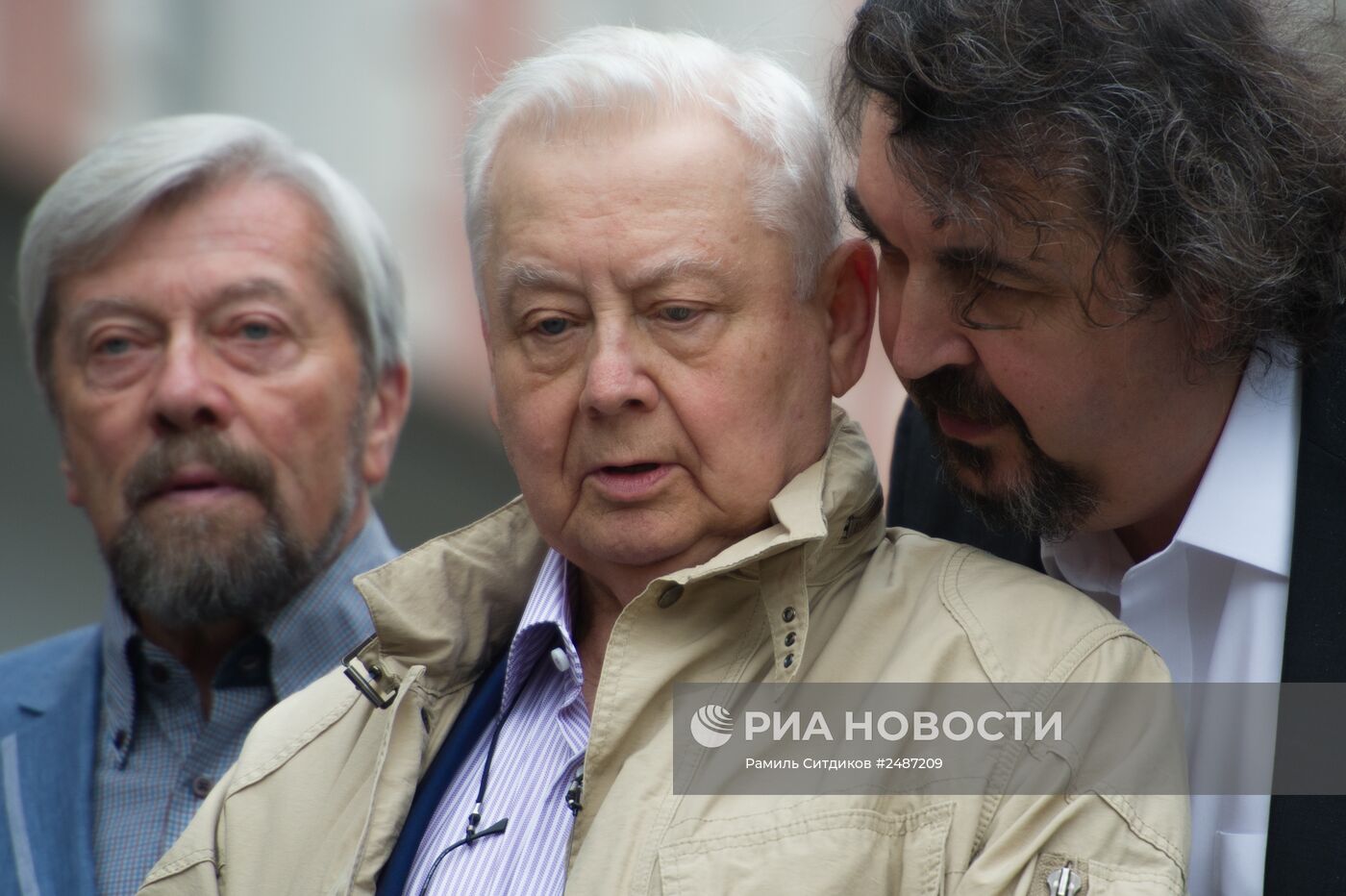 Открытие памятника основателям Московского Художественного театра К.С.Станиславскому и В.И.Немировичу-Данченко