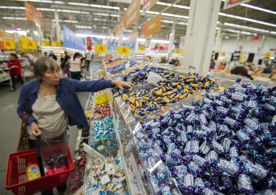 Роспотребнадзор приостановил ввоз в Россию украинской кондитерской продукции