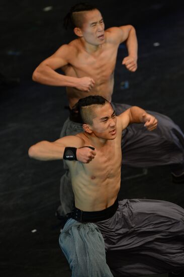 Премьера балета "Врата Шаолиня" в исполнении Театра современного танца "Дракон"