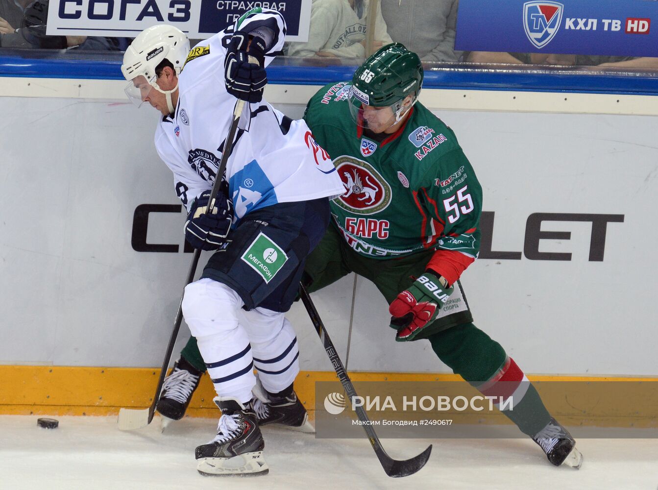 Хоккей. КХЛ. Матч "Ак Барс" - "Медвешчак"