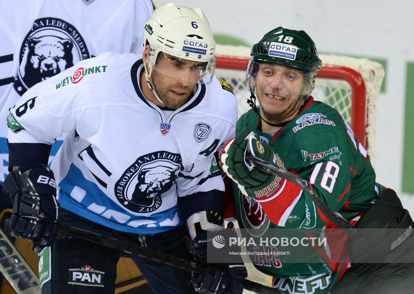 Хоккей. КХЛ. Матч "Ак Барс" - "Медвешчак"