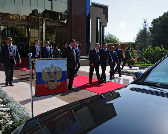 В.Путин принял участие в саммите ШОС