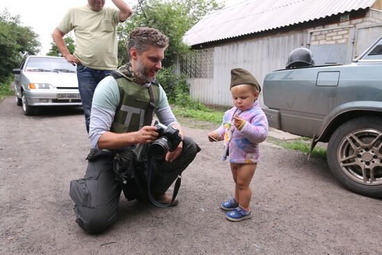 Специальный фотокорреспондент МИА "Россия сегодня" Андрей Стенин