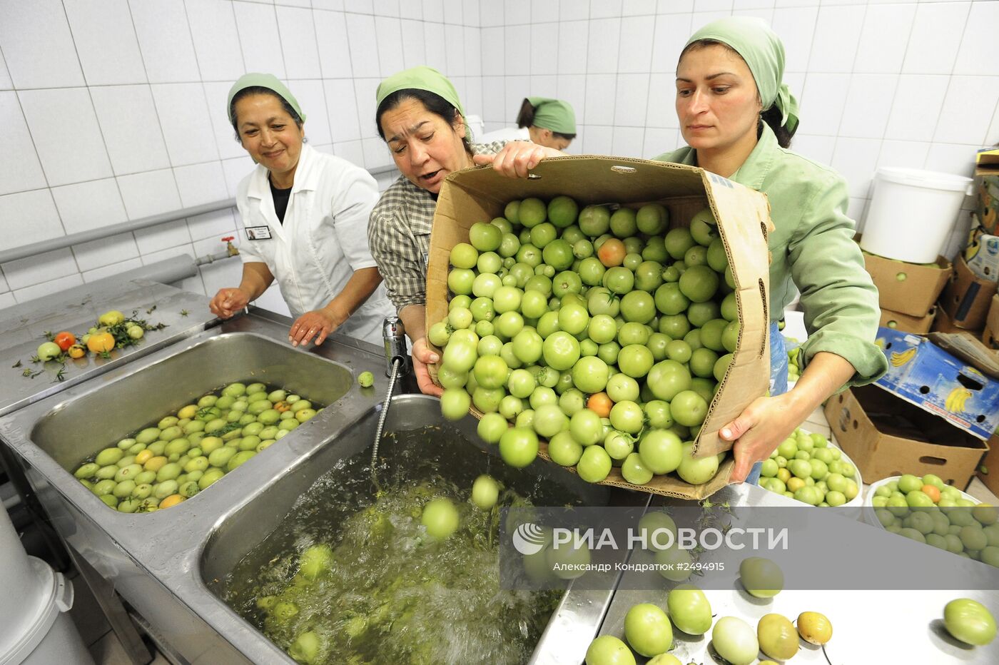 Переработка овощей в женской колонии в Челябинске
