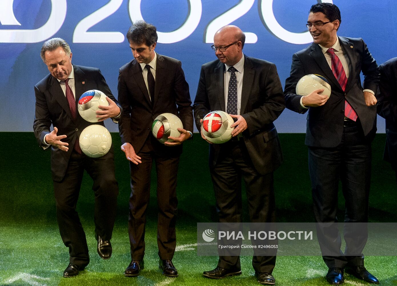 Церемония объявления городов-организаторов ЧЕ-2020 по футболу