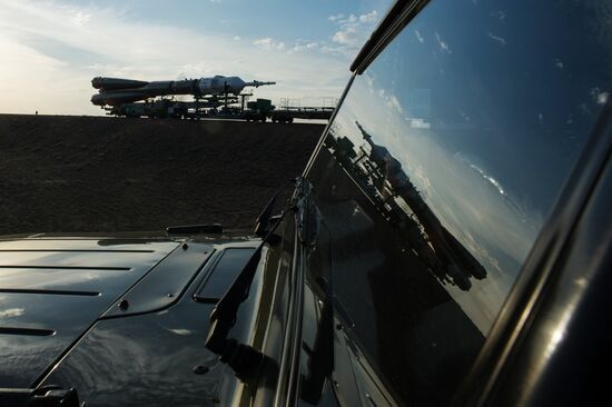 Вывоз космического корабля "Союз ТМА-14М" на старт