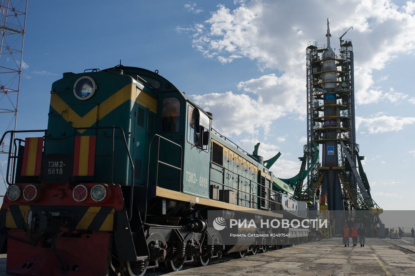 Вывоз космического корабля "Союз ТМА-14М" на старт