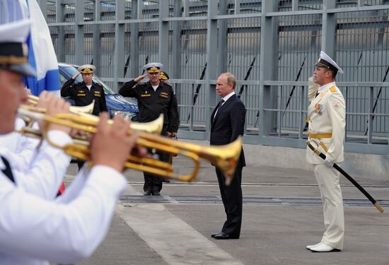 Рабочая поездка В.Путина в Новороссийск