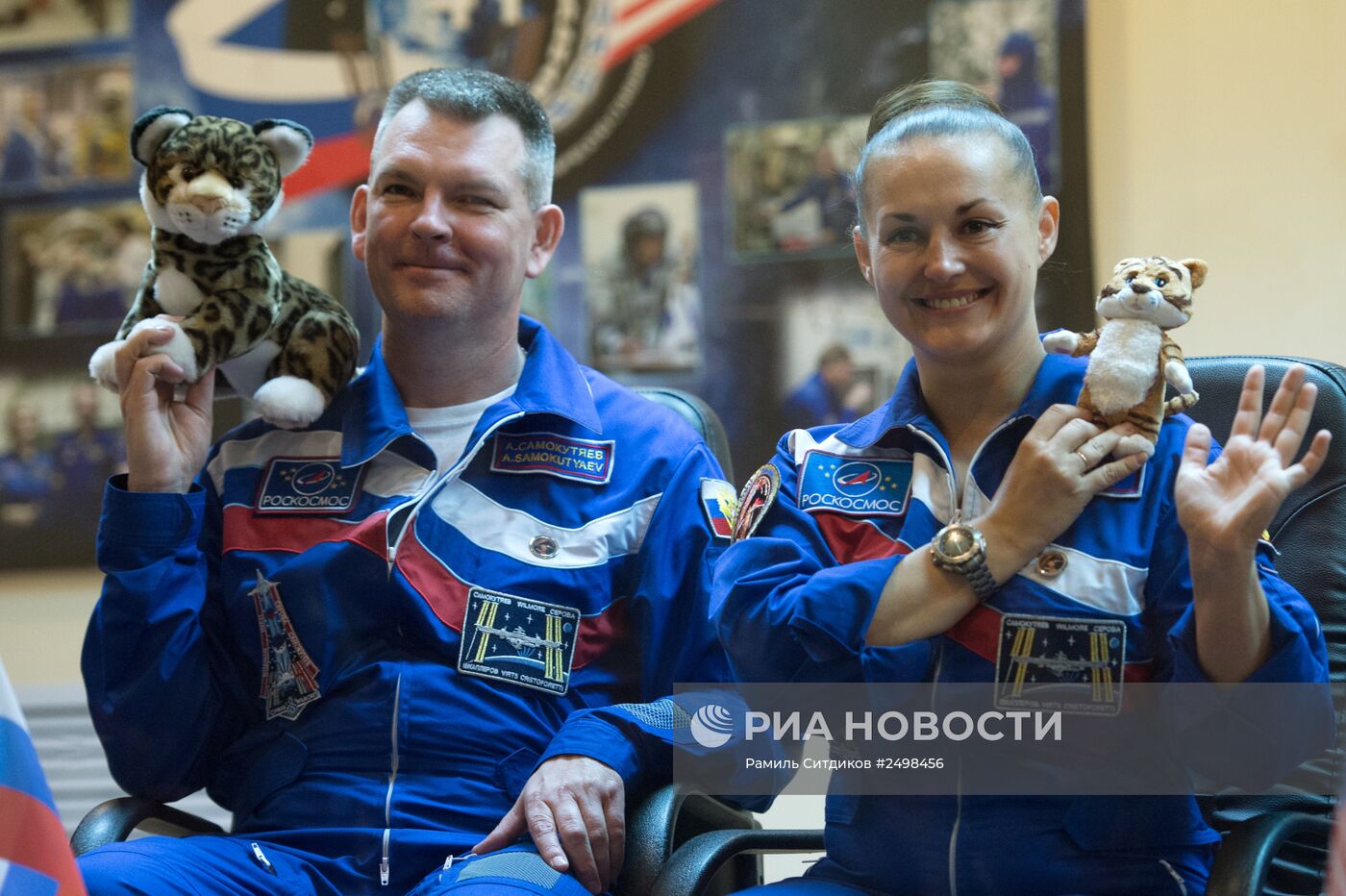 Пресс-конференция экипажа космического корабля "Союз ТМА-14М" на космодроме "Байконур"
