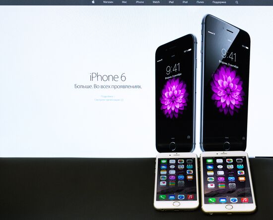 Новый смартфон iPhone 6 и iPhone 6 Plus