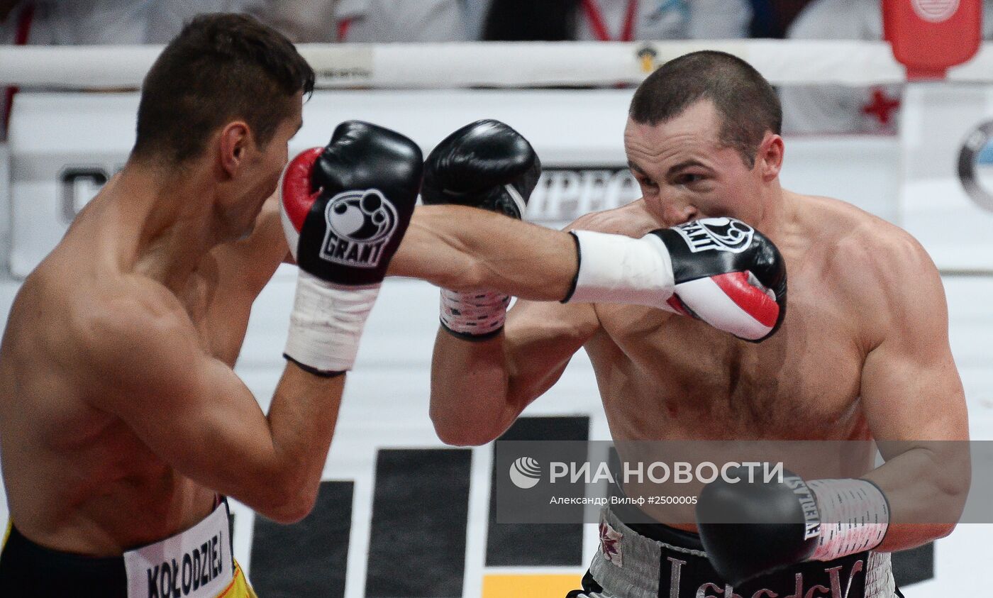 Бокс. Поединки за звания чемпионов по версии WBA и WBC