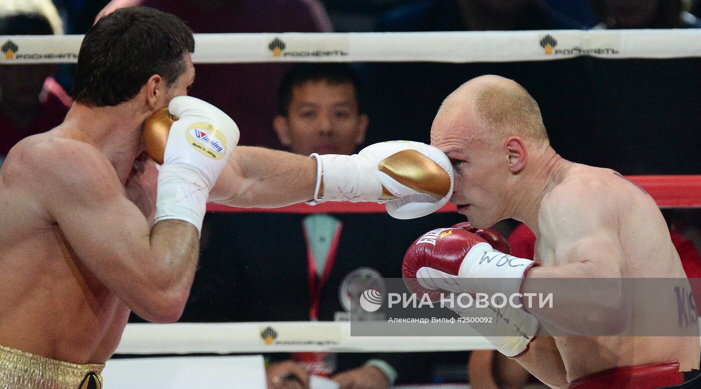 Бокс. Поединки за звания чемпионов по версии WBA и WBC