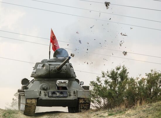 Военно-историческая реконструкция боев за Мамаев курган