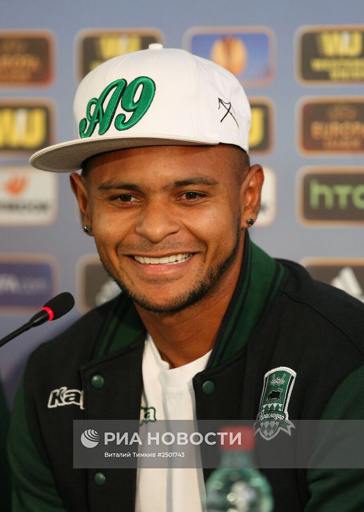 Футбол. Тренирова ФК "Краснодар"