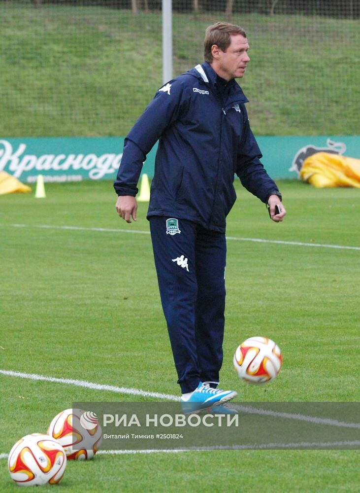 Футбол. Тренирова ФК "Краснодар"