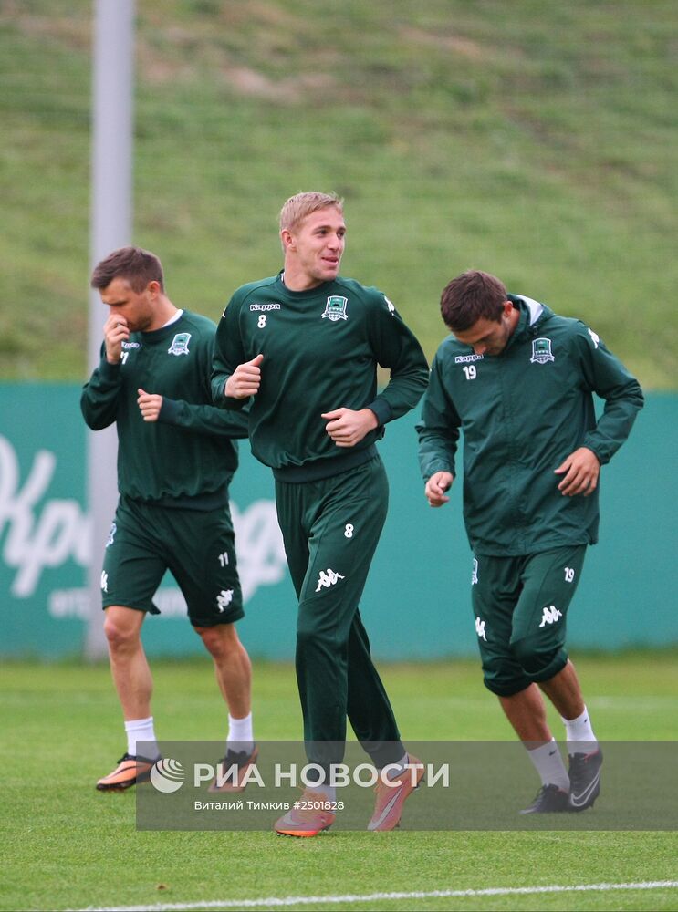 Футбол. Тренирова ФК "Краснодар"