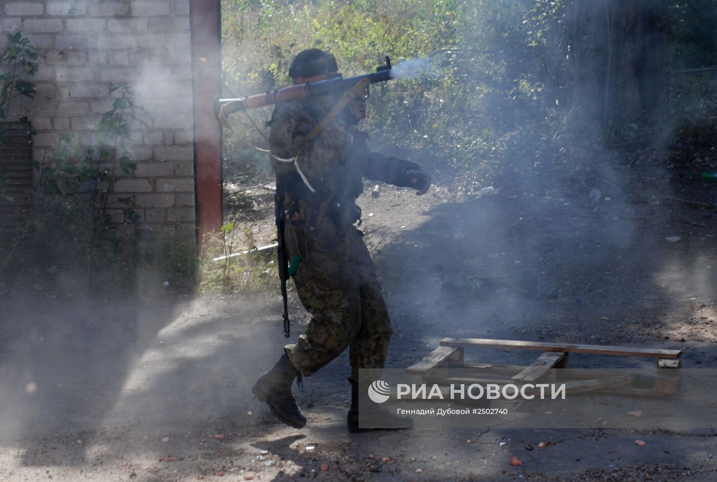 Бои в районе аэропорта города Донецка