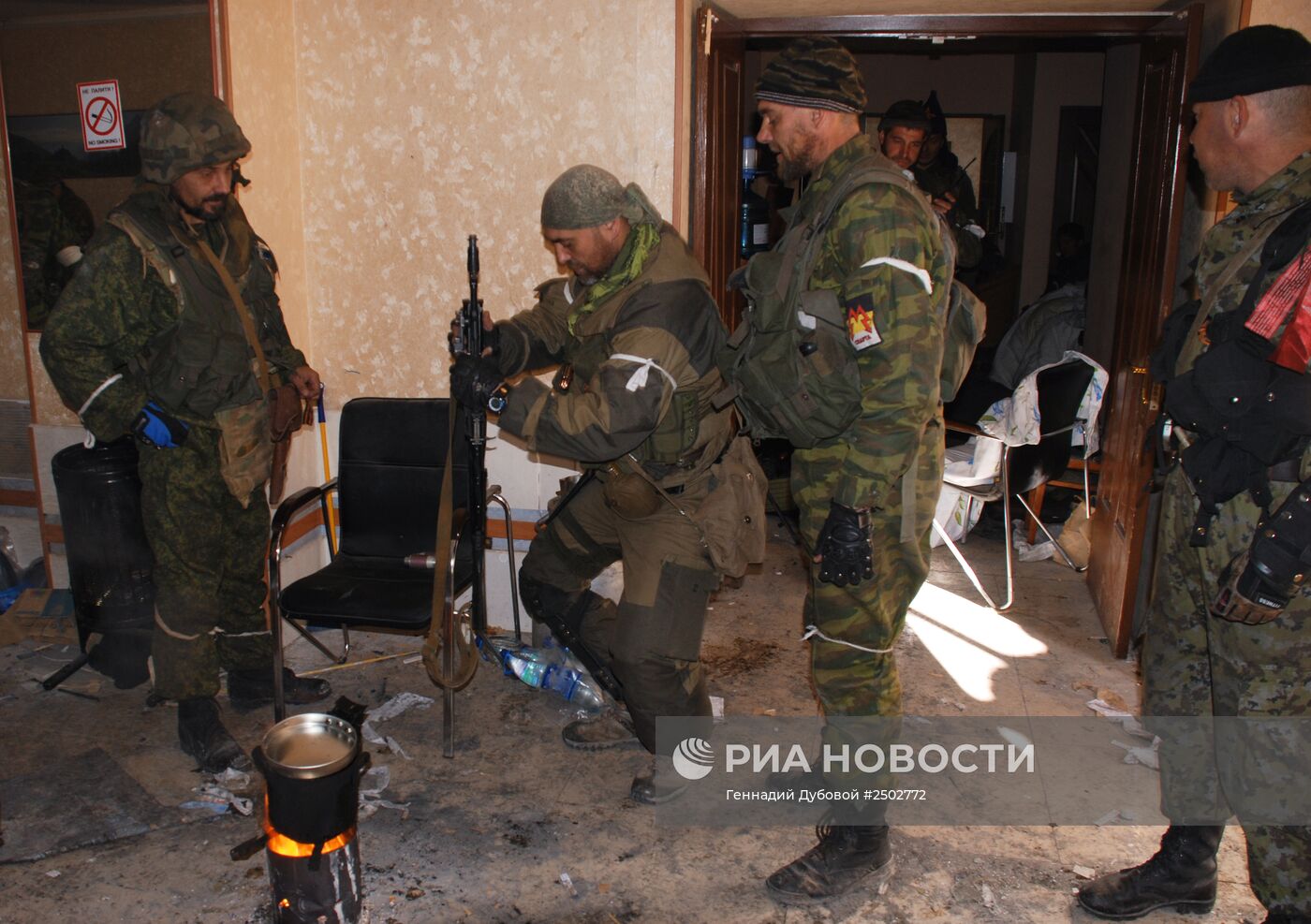 Бои в районе аэропорта города Донецка