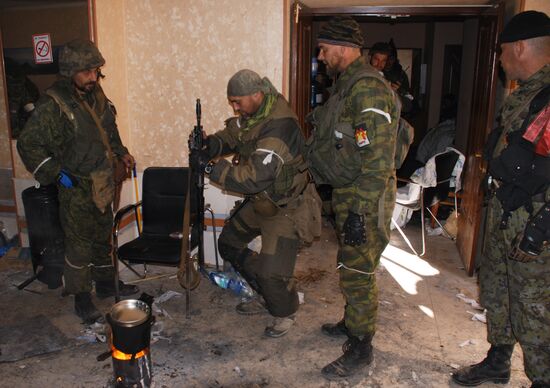 Бои в районе аэропорта города Донецка