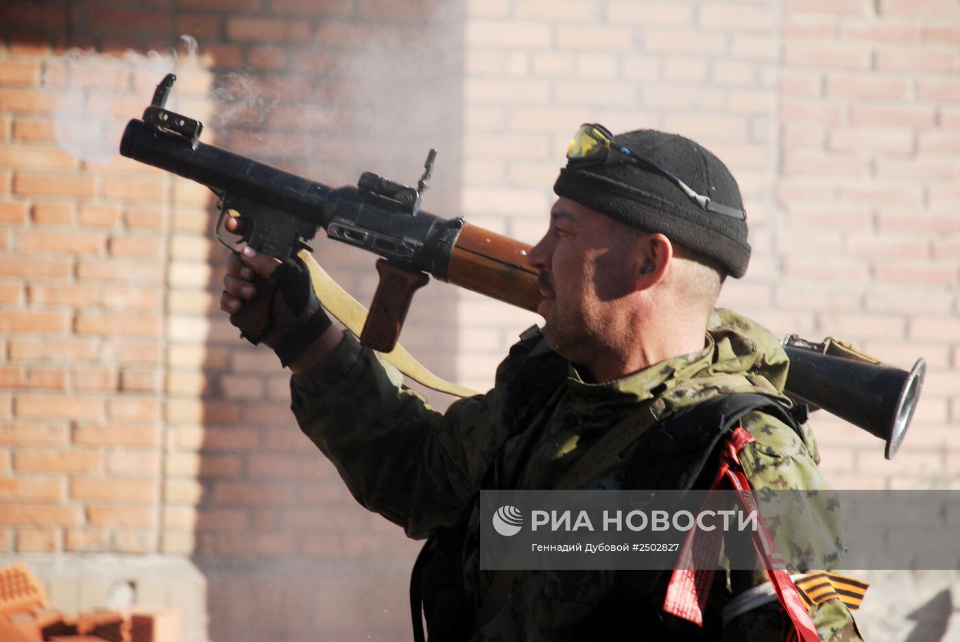 Бои в районе аэропорта города Донецка