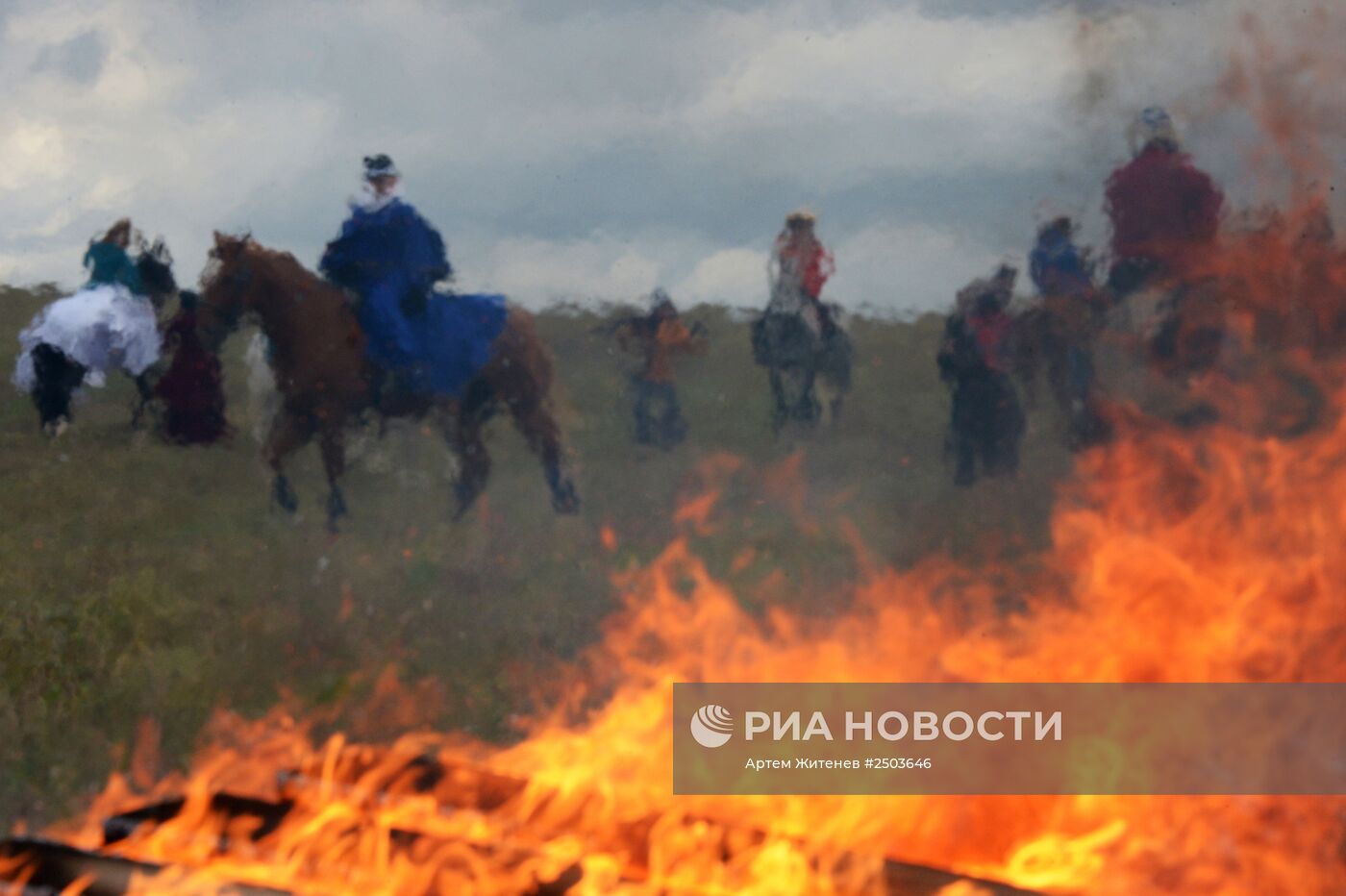 Коннная костюмированная охота