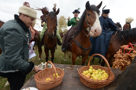 Коннная костюмированная охота